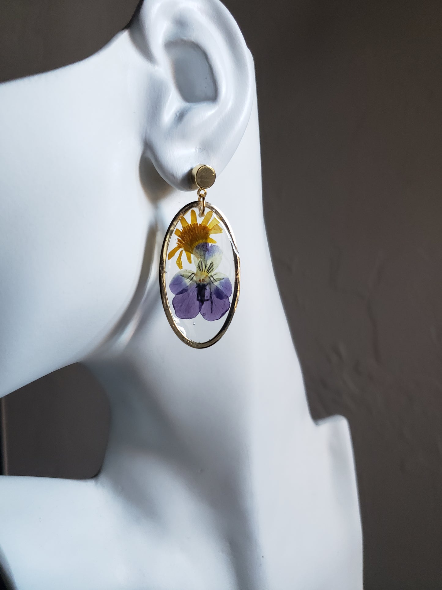 Violet and Daisy Resin Oval Earrings